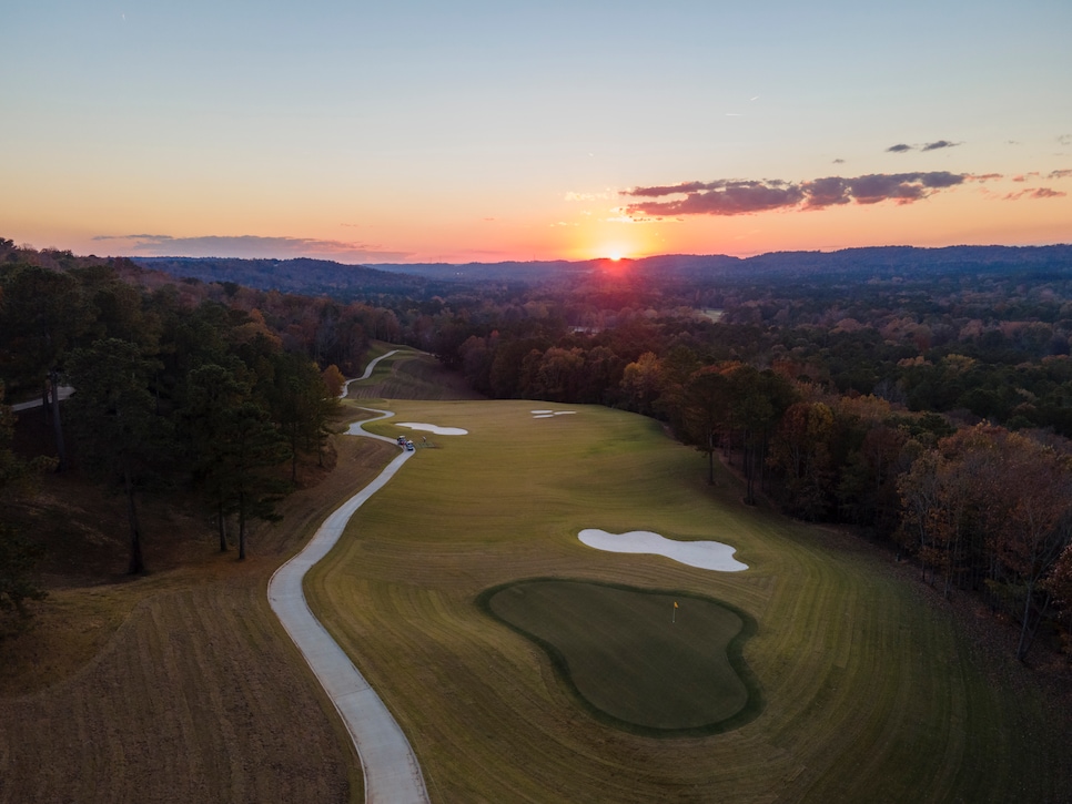 robert-trent-jones-golf-trail-at-oxmoor-valley-valley-course-eighteenth-hole-16053